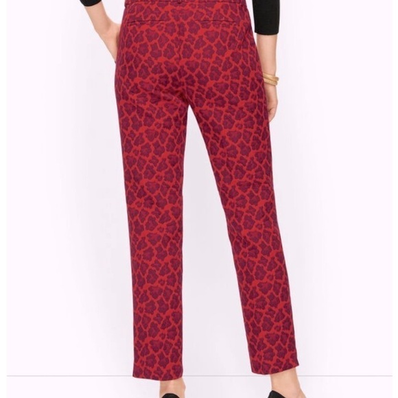 Good used condition Talbots leopard print pant. Sz 2p - Picture 1 of 9